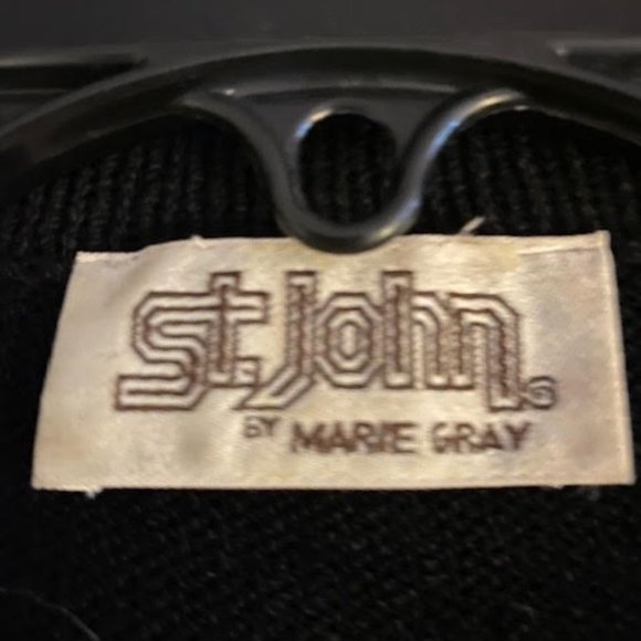 Sweater - Picture 4 of 4